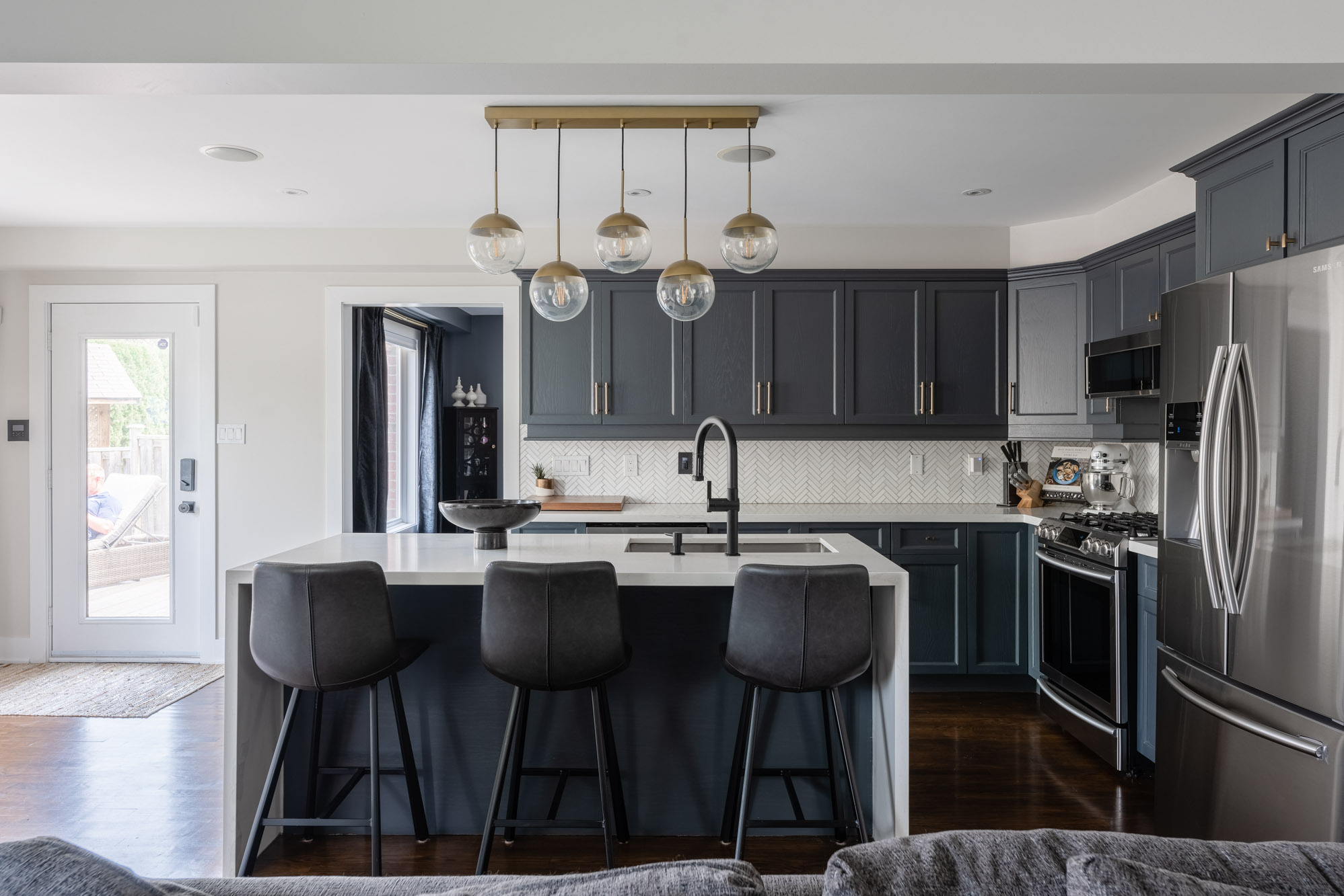 Sandcherry: Kitchen